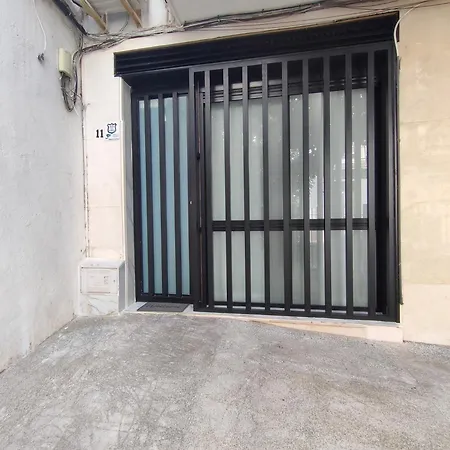 Estudio Centrico, A Pie De Calle Seville